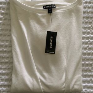 Express NWT sz small. Cross tie tee